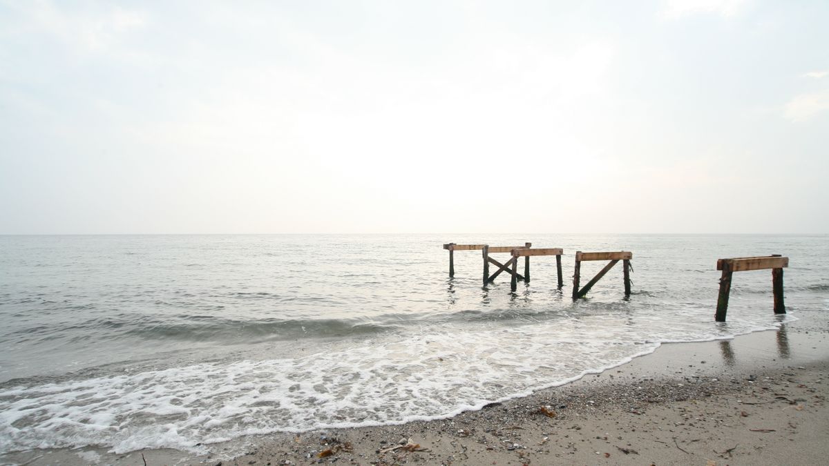 How Smuggling Shaped Remote Coastal Communities